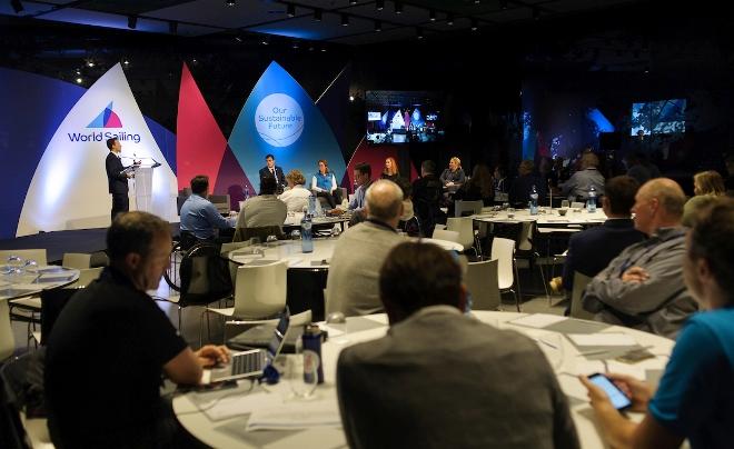 Alec Wilkinson leads the panel session © Dani Alvarez / World Sailing